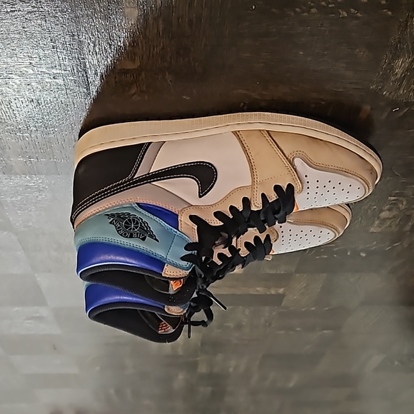 Jordan 1 Retro High OGPrototype - Picture 3 of 13